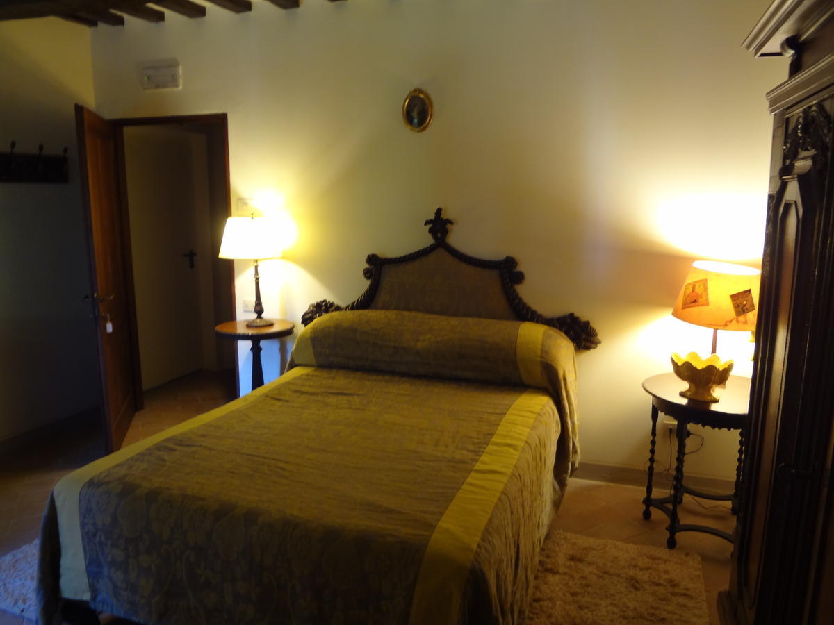 Castello Di Magrano Hostal Carbonesca Habitación foto