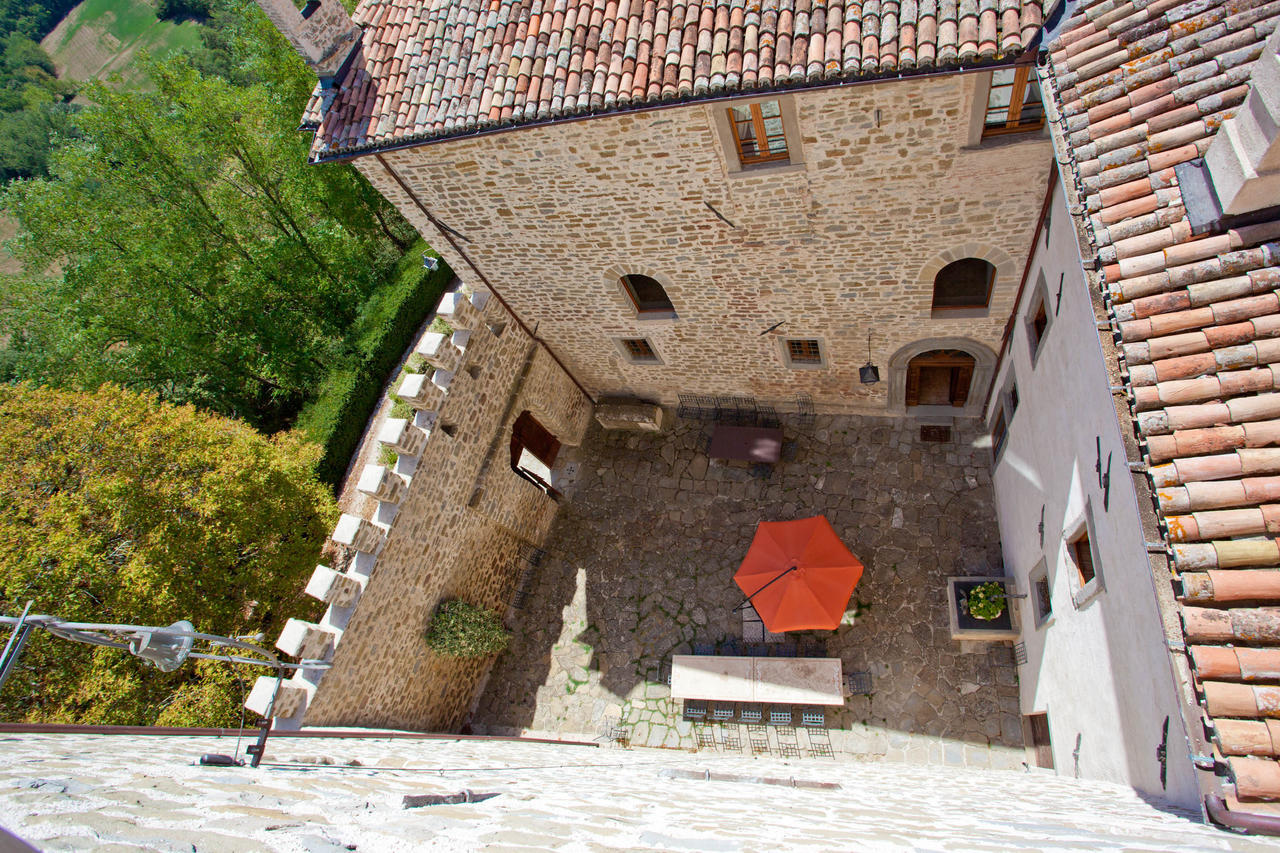 Castello Di Magrano Hostal Carbonesca Exterior foto