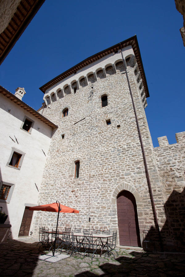 Castello Di Magrano Hostal Carbonesca Exterior foto
